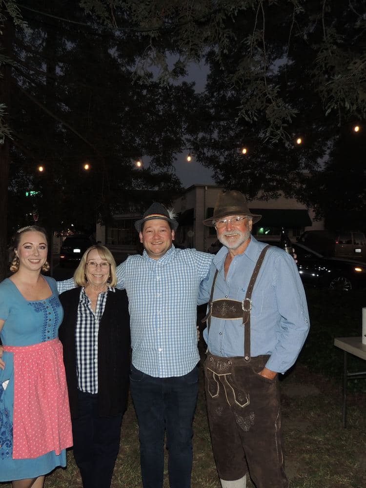 Oktoberfest at M&M Real Estate, moment 1